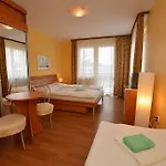 Victoria فندق مبيت وإفطار