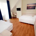 فندق مبيت وإفطار Victoria كولوبرزيغ