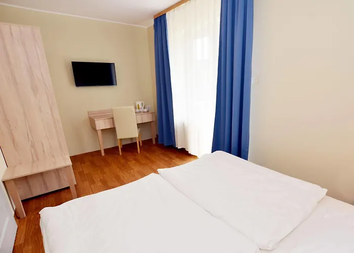 Bed & Breakfast Victoria 3*